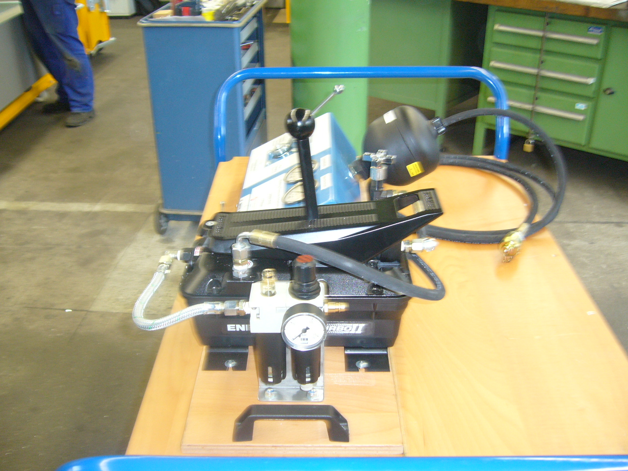 宿遷濟(jì)寧螺桿鉆具整機(jī)試驗(yàn)臺哪家價(jià)格實(shí)惠誠信服務(wù)